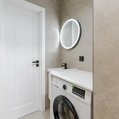 Appartement New Spacious Design 7 Min Walk To Old Town