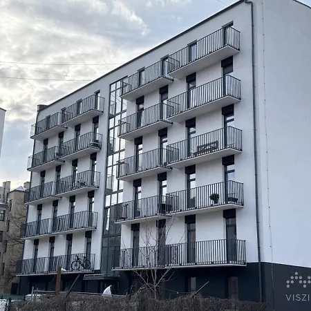 New Spacious Design 7 Min Walk To Old Town Appartement